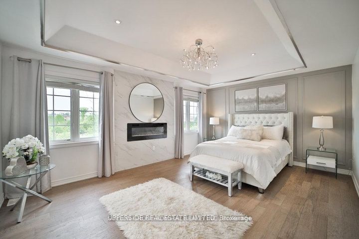 Photo 11 at 15 Jocada Court, Oak Ridges, Richmond Hill