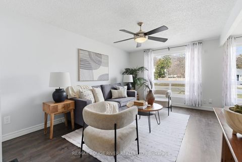 Photo 9 at 712 Grandview Drive, Donevan, Oshawa