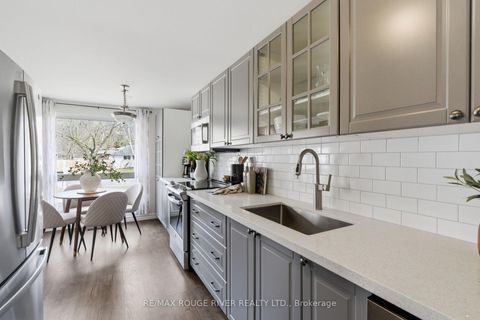 Photo 16 at 712 Grandview Drive, Donevan, Oshawa