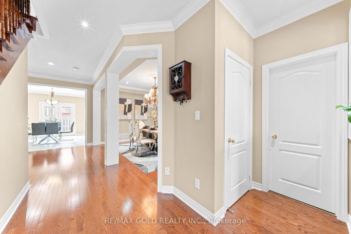 Photo 7 at 14 Crevice Gate, Wellington, Brampton