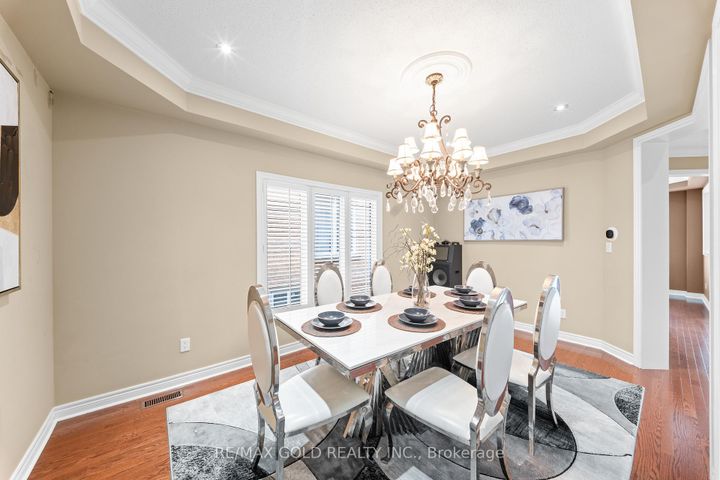 Photo 10 at 14 Crevice Gate, Wellington, Brampton