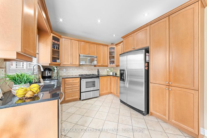 Photo 18 at 14 Crevice Gate, Wellington, Brampton