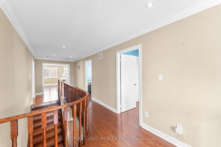 Photo 28 at 14 Crevice Gate, Wellington, Brampton