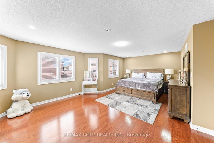 Photo 33 at 14 Crevice Gate, Wellington, Brampton