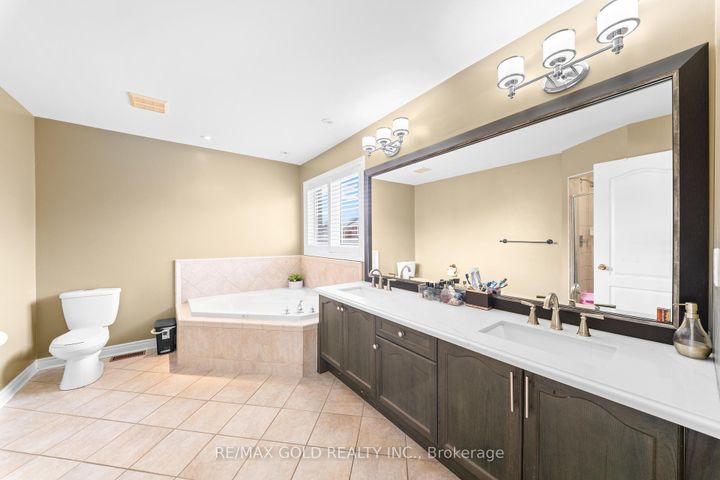 Photo 37 at 14 Crevice Gate, Wellington, Brampton