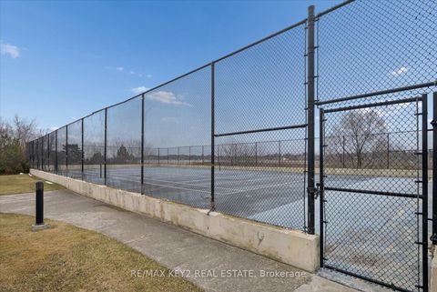 Photo 27 at 2015 - 5 Greystone Walk Drive, Kennedy Park, Toronto