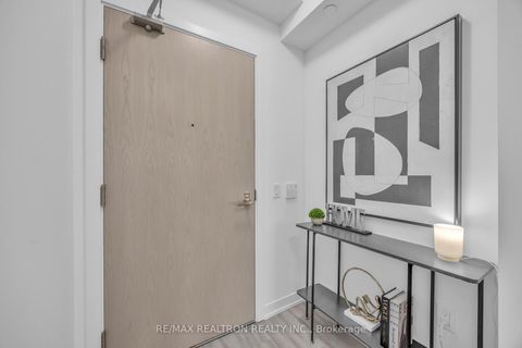 Photo 4 at 1905 - 55 Cooper Street, Waterfront Communities C8, Toronto