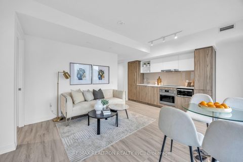 Photo 15 at 1905 - 55 Cooper Street, Waterfront Communities C8, Toronto