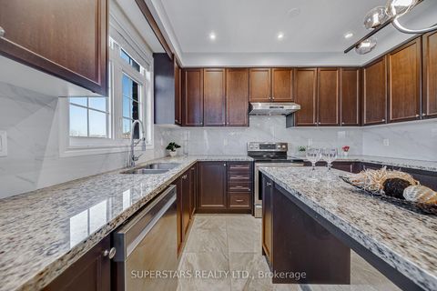 Photo 11 at 31 Roy Harper Avenue, Rural Aurora, Aurora