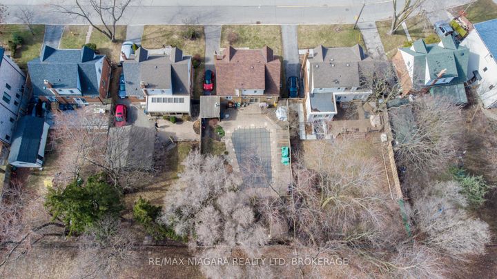 Photo 3 at 65 Craigmore Crescent, Willowdale East, Toronto