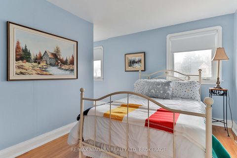 Photo 28 at 65 Craigmore Crescent, Willowdale East, Toronto