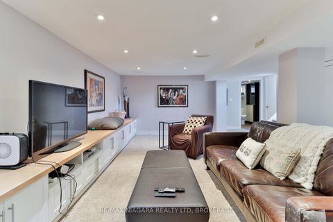 Photo 36 at 65 Craigmore Crescent, Willowdale East, Toronto