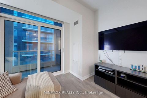 Photo 11 at D620 - 8 Beverley Glen Boulevard, Beverley Glen, Vaughan