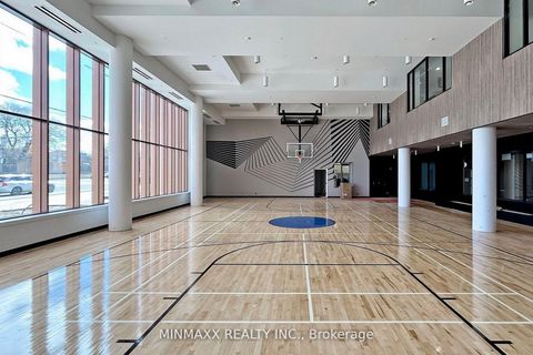 Photo 39 at D620 - 8 Beverley Glen Boulevard, Beverley Glen, Vaughan