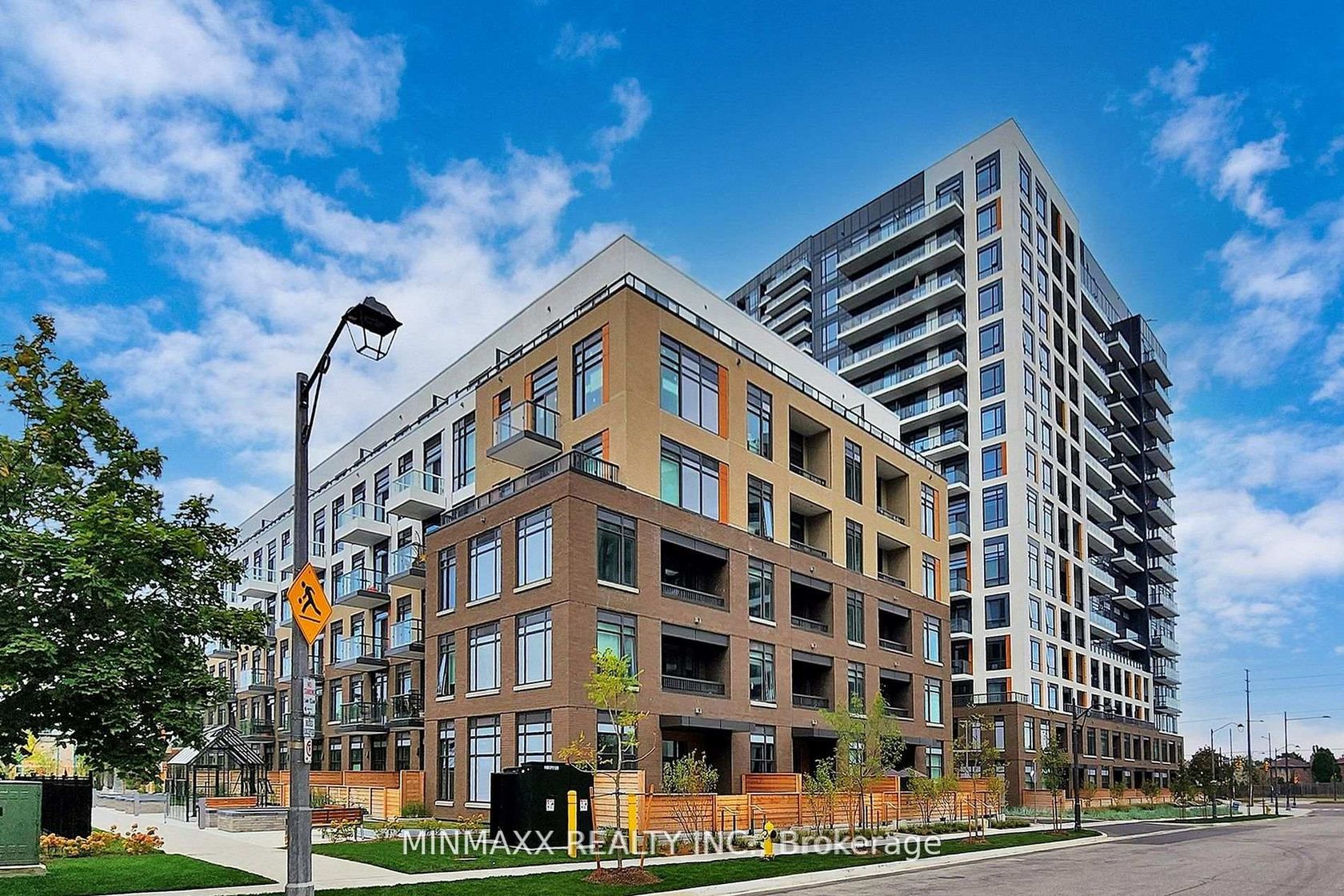 D620 - 8 Beverley Glen Boulevard, Beverley Glen, Vaughan photo number 2