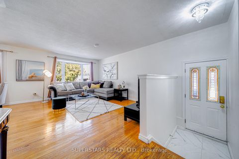 Photo 7 at 199 Patterson Street, Leslie Valley, Newmarket