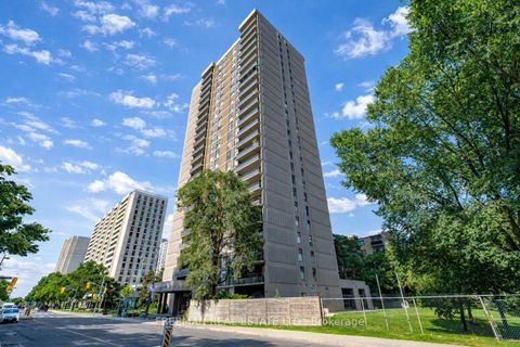 Photo 1 at 906 - 135 Marlee Avenue, Belgravia, Toronto