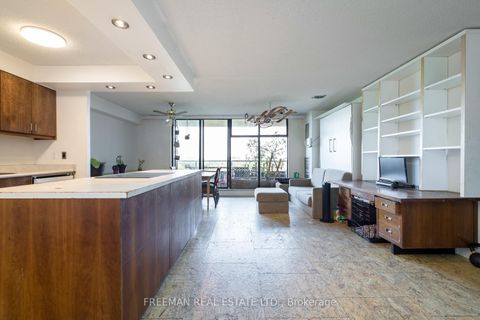 Photo 2 at 906 - 135 Marlee Avenue, Belgravia, Toronto