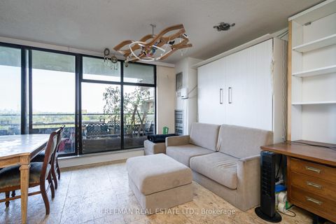 Photo 7 at 906 - 135 Marlee Avenue, Belgravia, Toronto