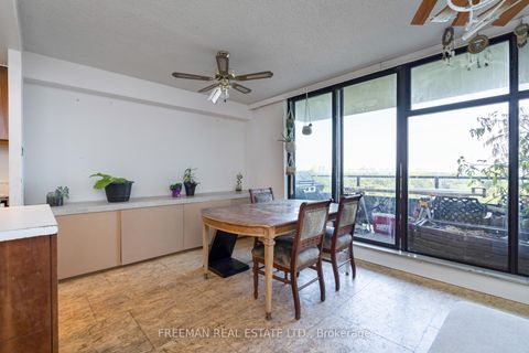 Photo 11 at 906 - 135 Marlee Avenue, Belgravia, Toronto