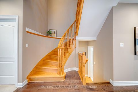 Photo 12 at 84 Fortune Crescent, Rouge Woods, Richmond Hill