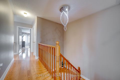 Photo 13 at 84 Fortune Crescent, Rouge Woods, Richmond Hill