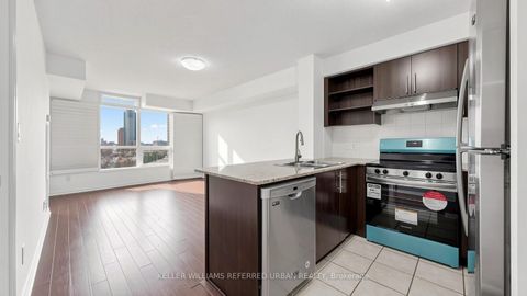 Photo 7 at 614 - 120 Dallimore Circle, Don Mills, Toronto
