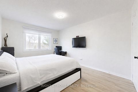 Photo 24 at 559 Walpole Crescent, Wyndham, Newmarket