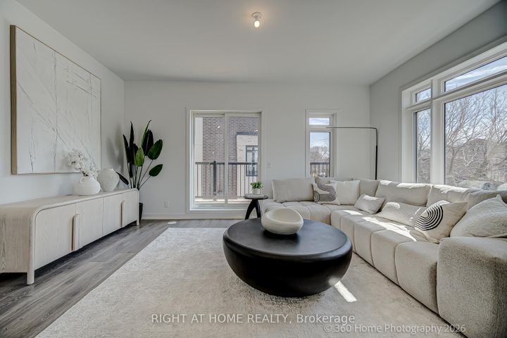 Photo 4 at 1 Case Ootes Drive, Victoria Village, Toronto