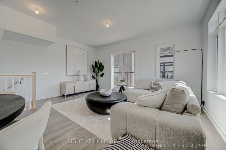 Photo 5 at 1 Case Ootes Drive, Victoria Village, Toronto