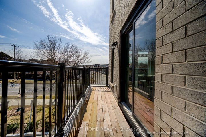 Photo 9 at 1 Case Ootes Drive, Victoria Village, Toronto