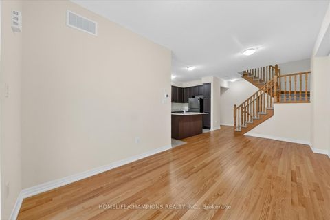 Photo 11 at 39 Delano Way S, Woodland Hill, Newmarket