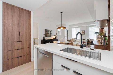 Photo 6 at 18 - 10 Carnation Avenue, Long Branch, Toronto