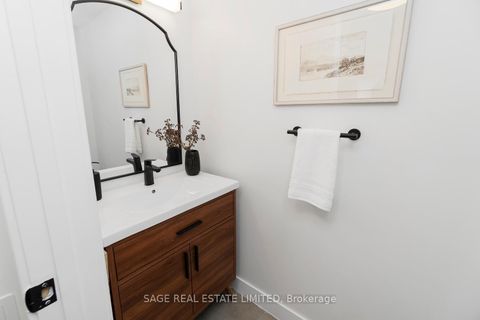 Photo 8 at 18 - 10 Carnation Avenue, Long Branch, Toronto