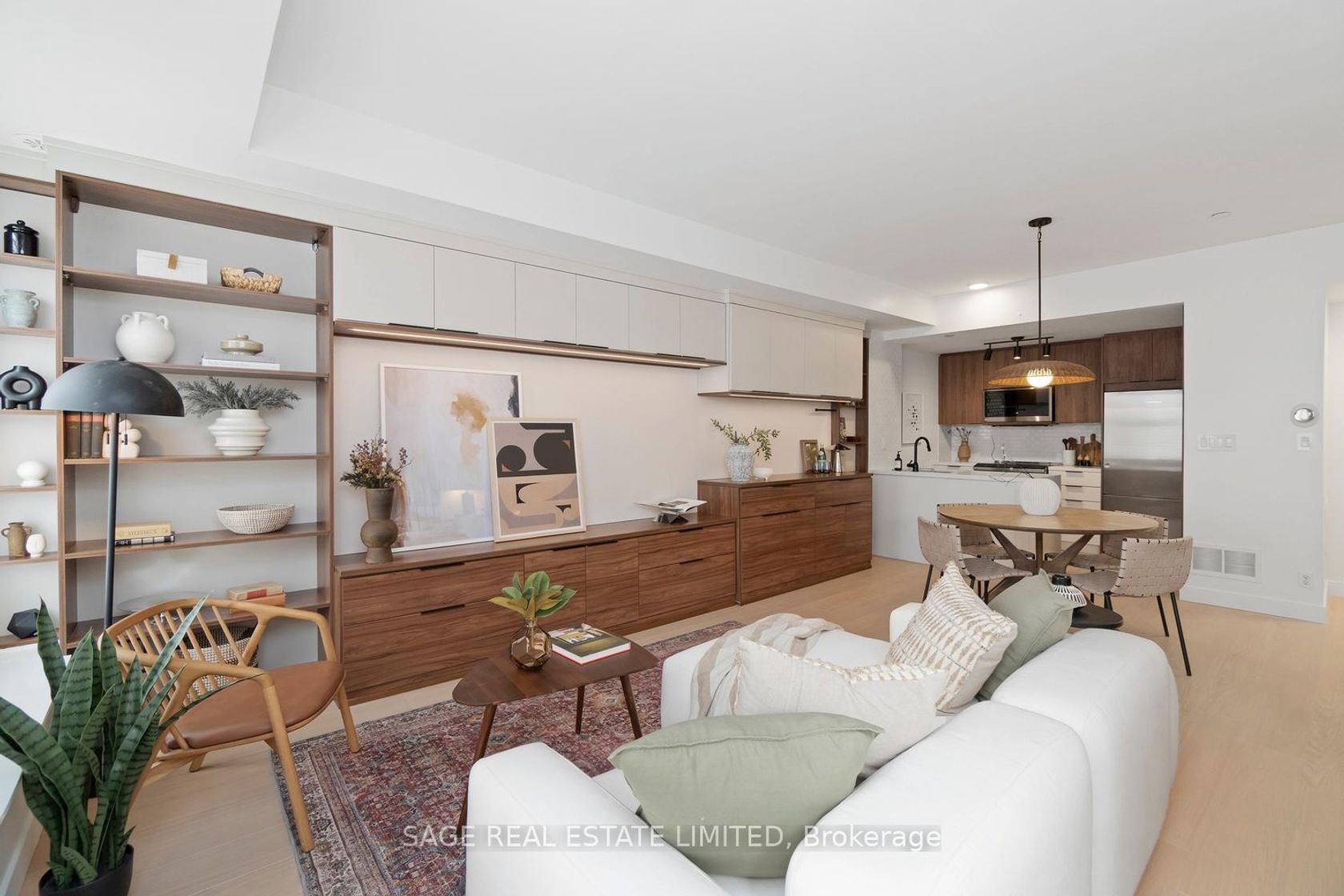 18 - 10 Carnation Avenue, Long Branch, Toronto by Loree Meneguzzi Real Estate 18 - 10 Carnation Avenue, Long Branch, Toronto