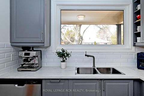 Photo 16 at 87 Richardson Drive, Aurora Highlands, Aurora