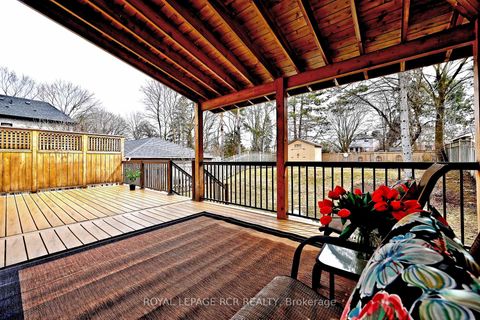 Photo 42 at 87 Richardson Drive, Aurora Highlands, Aurora