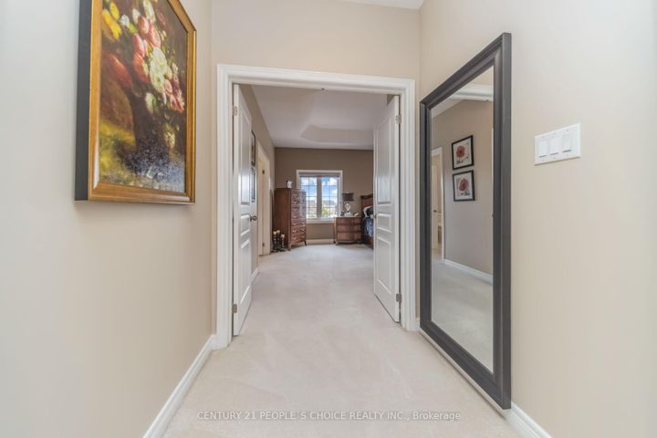 Photo 19 at 28 Truro Circle, Northwest Brampton, Brampton