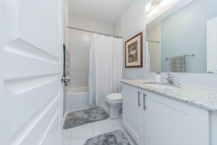 Photo 29 at 28 Truro Circle, Northwest Brampton, Brampton