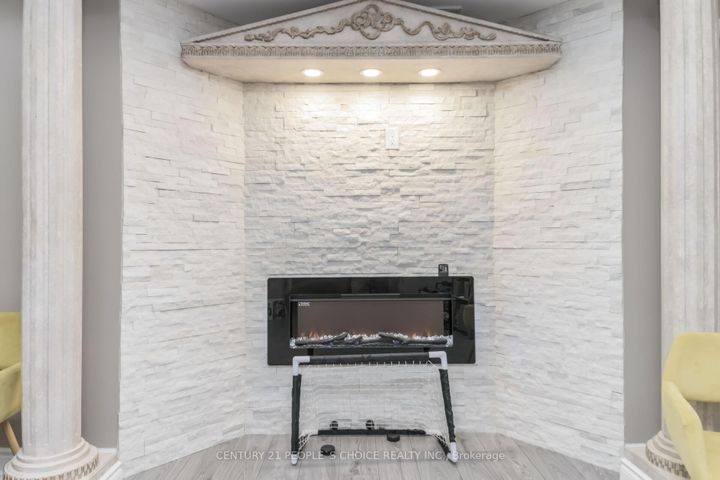 Photo 40 at 28 Truro Circle, Northwest Brampton, Brampton