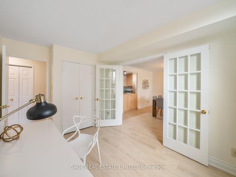 Photo 17 at 213E - 30 Fashion Roseway, Willowdale East, Toronto