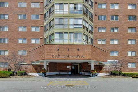 Photo 20 at 611 - 5 Weldrick Road W, North Richvale, Richmond Hill