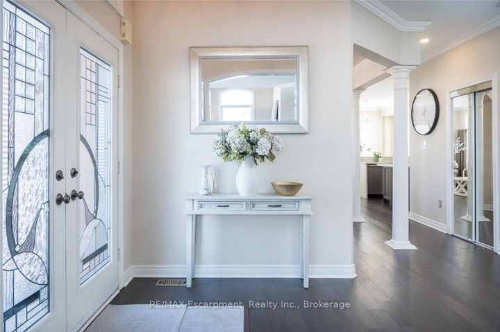 Photo 3 at 2454 Longridge Crescent, RO River Oaks, Oakville