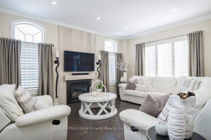 Photo 20 at 2454 Longridge Crescent, RO River Oaks, Oakville