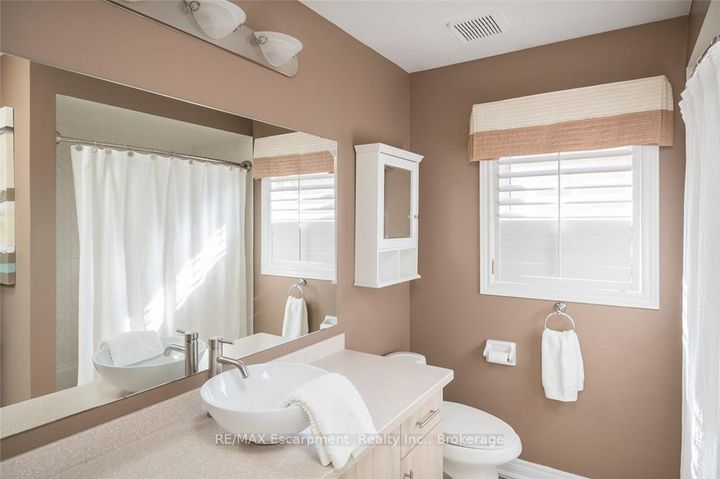 Photo 34 at 2454 Longridge Crescent, RO River Oaks, Oakville