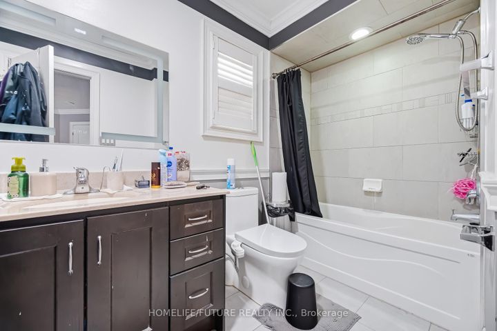 Photo 33 at 73 Egypt Drive, Wellington, Brampton