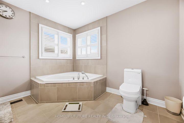 Photo 37 at 73 Egypt Drive, Wellington, Brampton