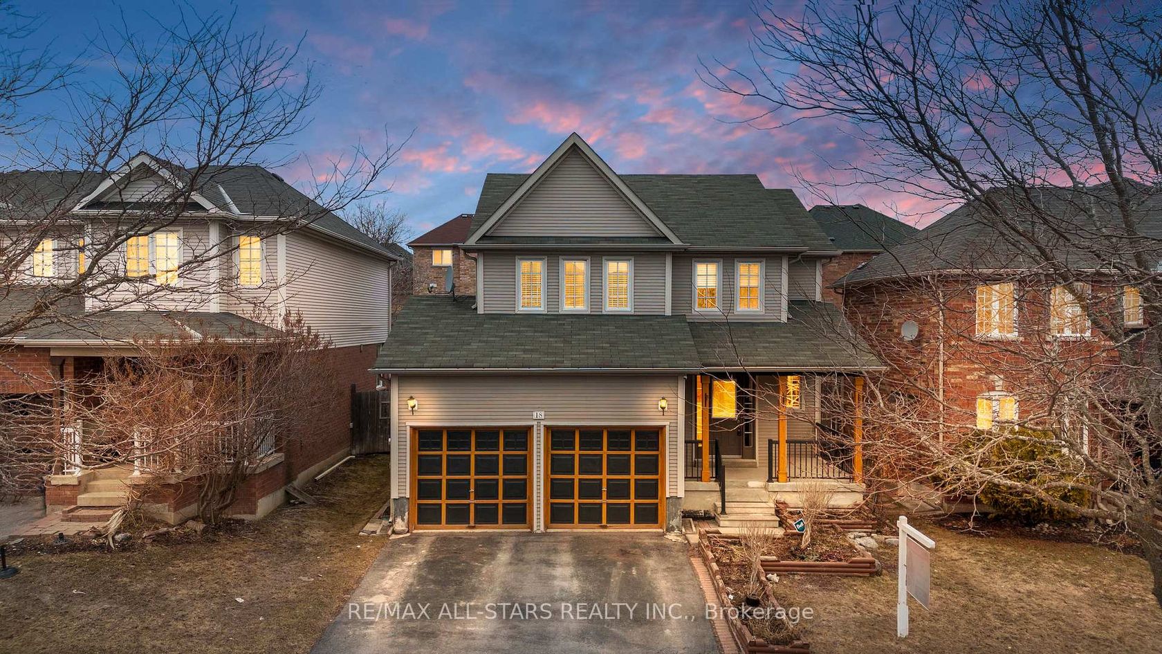 18 Reddenhurst Crescent, Keswick South, Georgina photo number 2