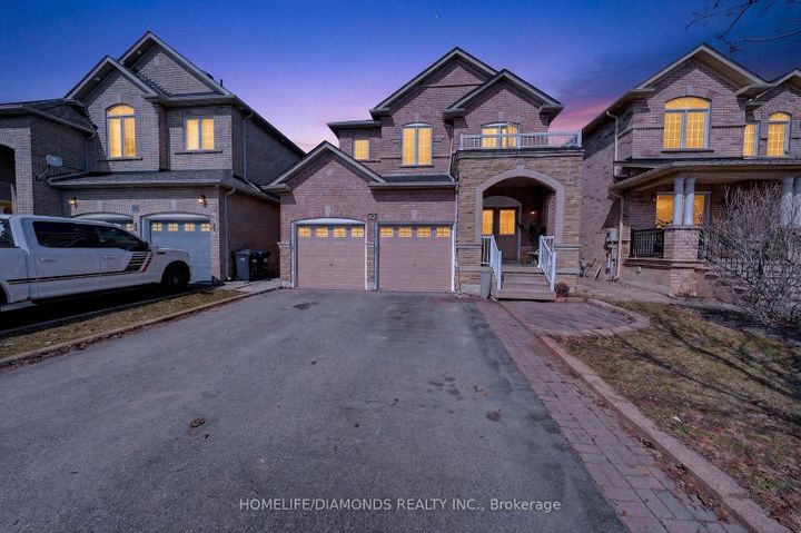 Photo 1 at 62 DON MINAKER Drive, Bram East, Brampton