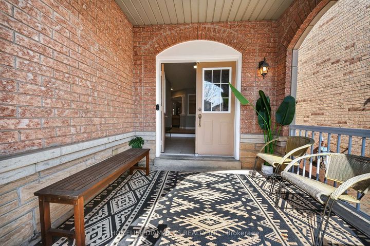 Photo 5 at 62 DON MINAKER Drive, Bram East, Brampton